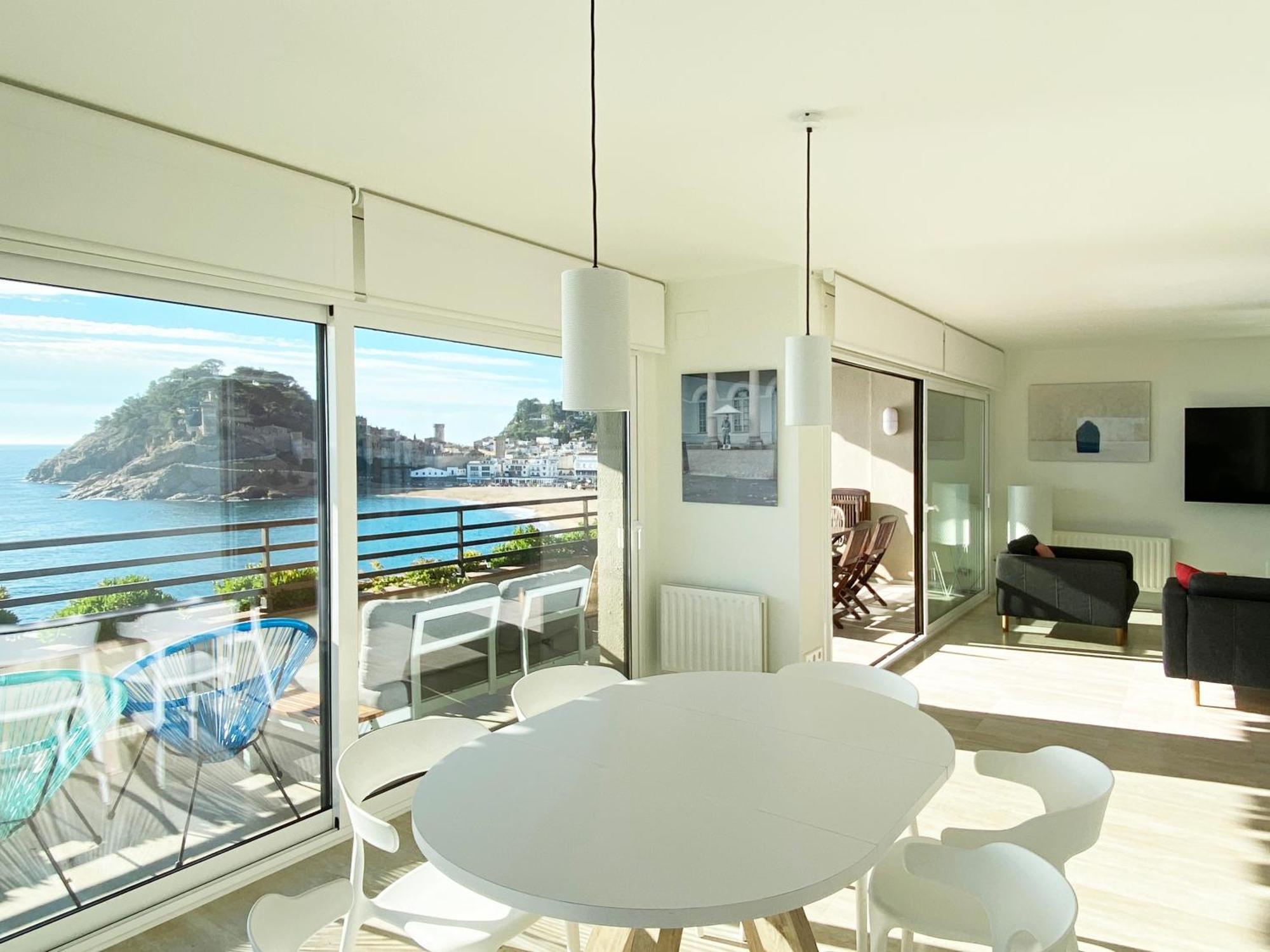 Magnificent Apartment At The Sea Front Of טוסה דה מאר מראה חיצוני תמונה